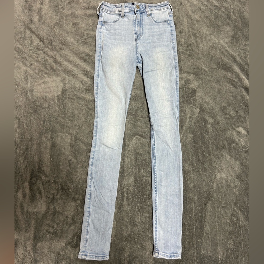 Hollister curvy high-rise jagging regular size 00 in good condition